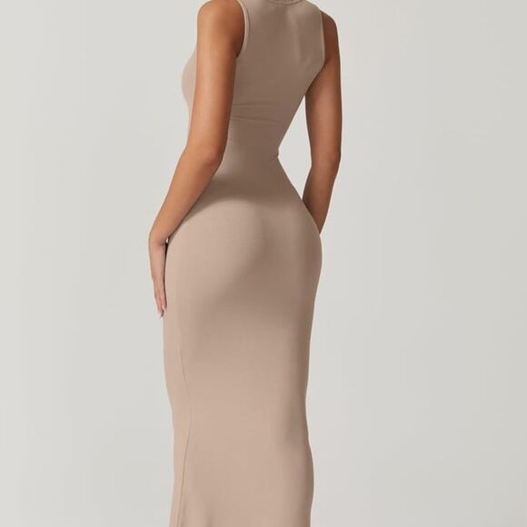 QINSEN Women's Square Neck with Lace Detail Long Maxi Dress Sleeveless Sz M NWT - Picture 2 of 11